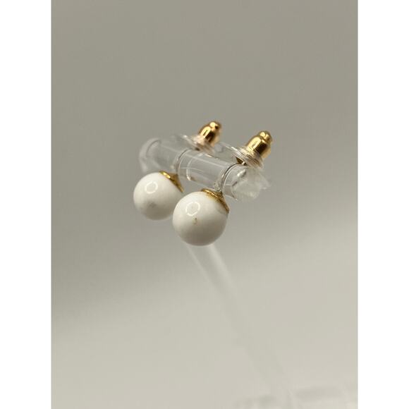 White Glass Round .75 Inch Stud Earrings! - Picture 3 of 8